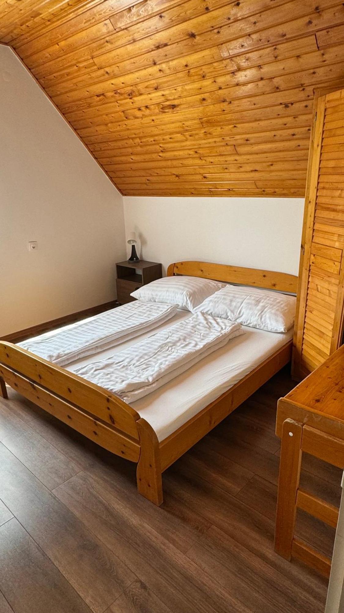 Ferienwohnung Ady Gold Five Siófok Exterior foto